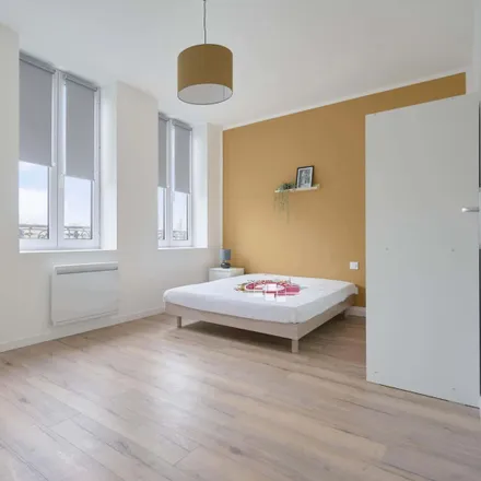 Rent this 7 bed room on 124 Boulevard Montebello in 59037 Lille, France