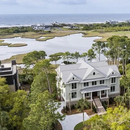 Buy this 6 bed house on 6 Ocean Course Drive in Kiawah Island, SC 29455