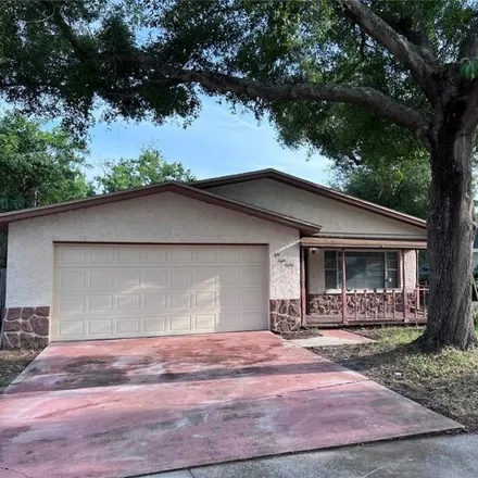 Rent this 3studio house on 5898 99th Avenue North in Pinellas Park, FL 33782