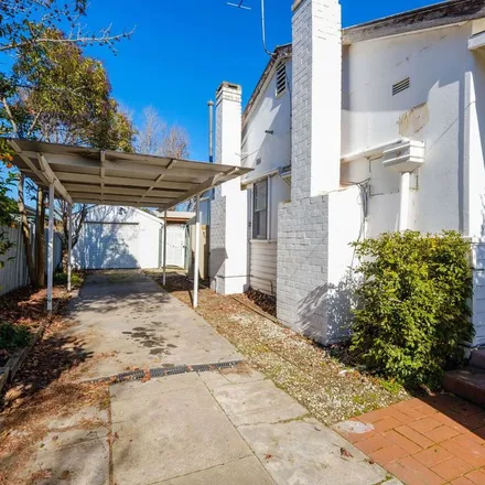 Image 9 - Tarakan Avenue, North Albury NSW 2640, Australia - Apartment for rent
