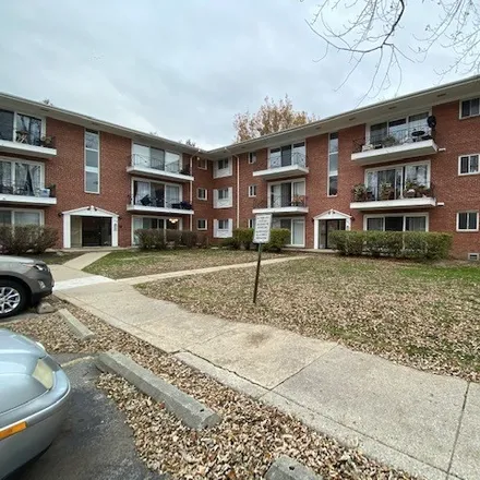 Rent this 2 bed condo on 10101 Old Orchard Court in Skokie, IL 60076