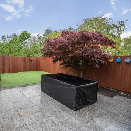 Image 4 - Lower Green Gardens, London, KT4 7NF, United Kingdom - Townhouse for rent