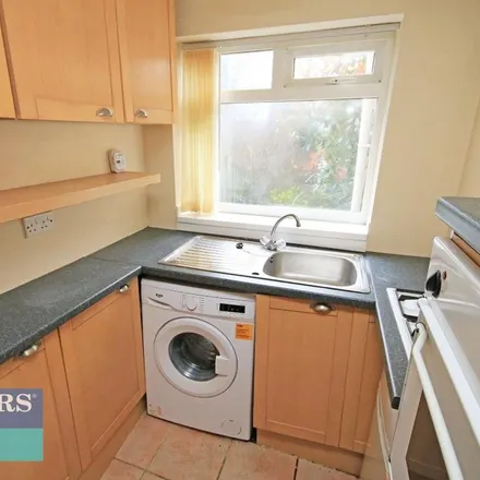 Image 7 - Holborn Court, Bradford, BD12 0DD, United Kingdom - House for rent