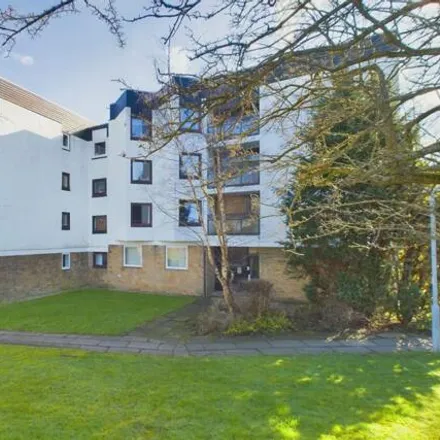 Buy this 2 bed apartment on The Furlongs in Hamilton, ML3 0BL