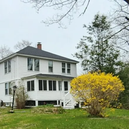 Buy this 6 bed house on 120 Cape Neddick Road in York, ME 03909