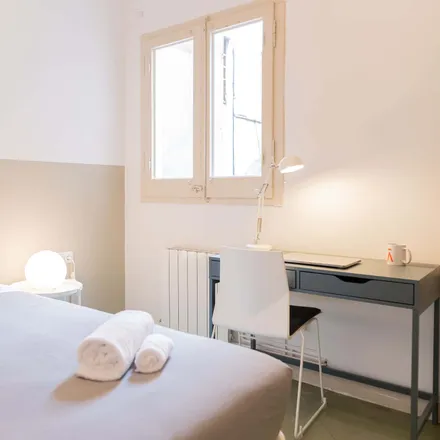 Rent this 7 bed room on Carrer de Muntaner in 1, 08001 Barcelona