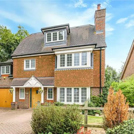Rent this 6 bed house on West Hill in Old Oxted, RH8 9JD