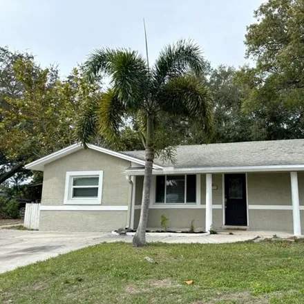 Buy this 3 bed house on 10132 62nd Circle North in Seminole, FL 33772