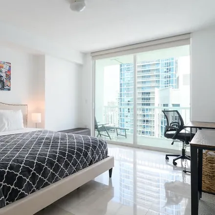 Rent this 3 bed condo on Miami
