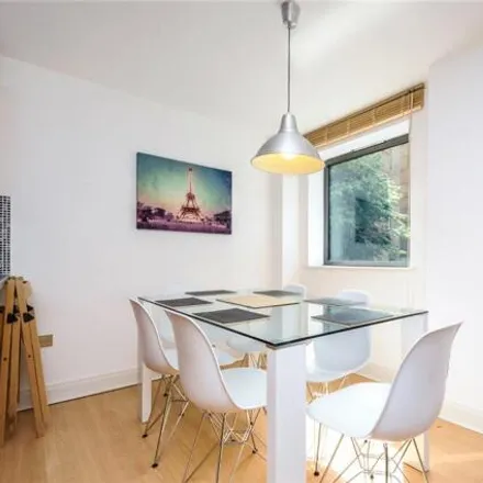 Image 8 - Tounson Court, Montaigne Close, London, SW1P 4AD, United Kingdom - Apartment for sale