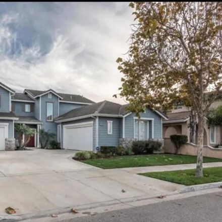 Buy this 4 bed house on 1201 Domingo Place in Oxnard, CA 93030