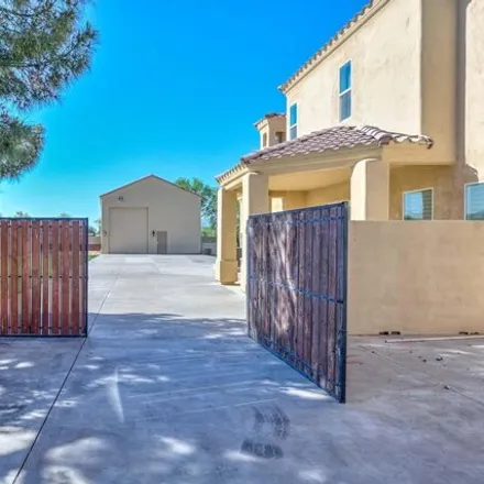 Image 8 - 5225 West Desert Drive, Phoenix, AZ 85339, USA - House for sale