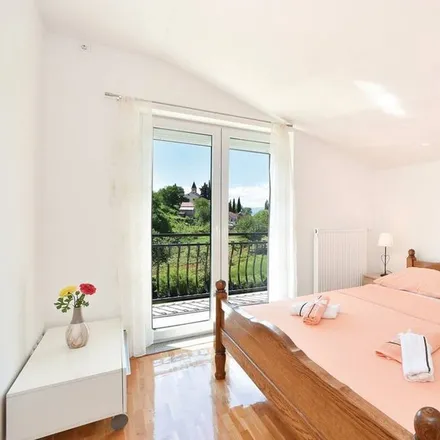 Rent this 5 bed house on Grad Trilj in Split-Dalmatia County, Croatia