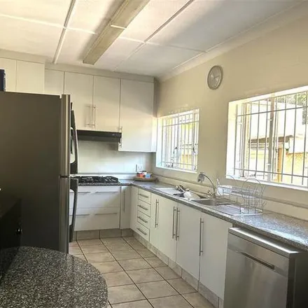Rent this 4 bed apartment on Flemming Avenue in Waverley, Johannesburg