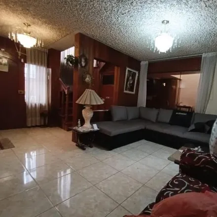 Buy this 3 bed house on Calle Las Azucenas in Yanahuara, Yanahuara 04014