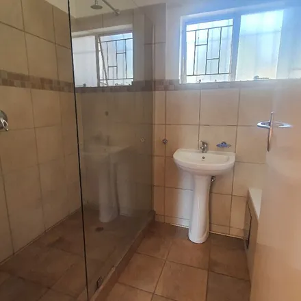 Image 6 - unnamed road, Garsfontein, Gauteng, 0043, South Africa - Townhouse for rent