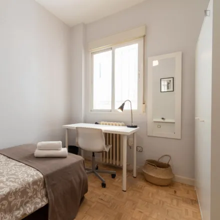 Rent this 7 bed room on Madrid in MSL Centro de Formación, Calle Conde de Vilches