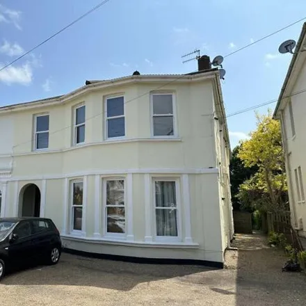 Buy this 5 bed house on Mai Nails in 6 Upper Grosvenor Road, Royal Tunbridge Wells
