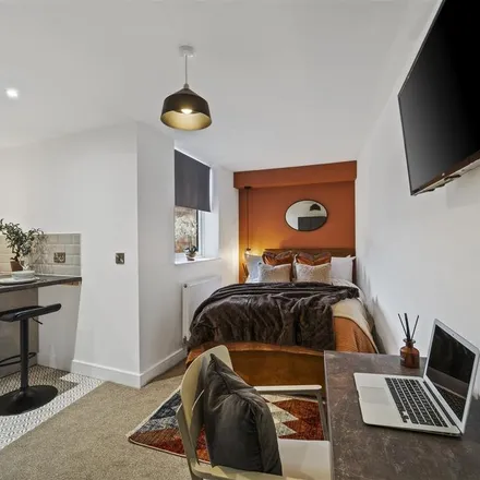 Rent this studio apartment on 171 Drewry Lane in Derby, DE22 3XH