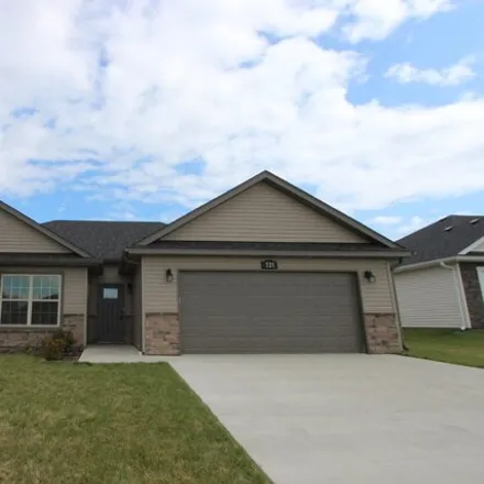Rent this 3 bed house on Clydesdale Drive in Columbia, MO 65202