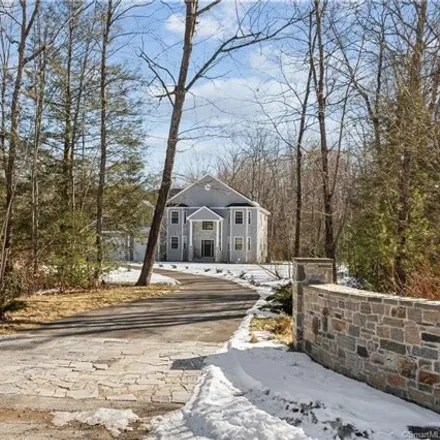 Image 3 - Powder Mill Lane, Granby, CT, USA - House for sale
