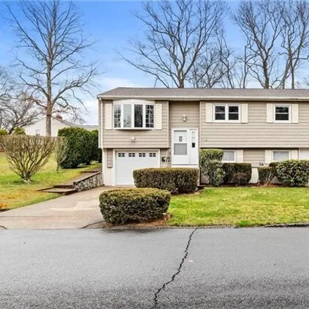 Buy this 3 bed house on 98 Carant Road in Warwick, RI 02889
