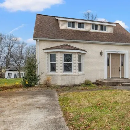 Buy this 4 bed house on 291 East Grundy Avenue in Springfield, KY 40069