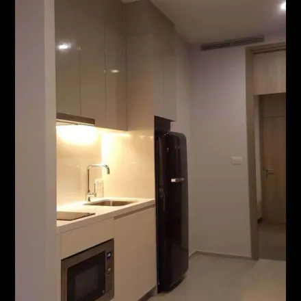 Image 4 - Phloen Chit Road, Lang Suan, Pathum Wan District, 10330, Thailand - Apartment for rent