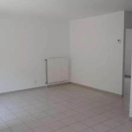 Rent this 4 bed apartment on 103 Avenue Abbé Paul Parguel in 34000 Montpellier, France