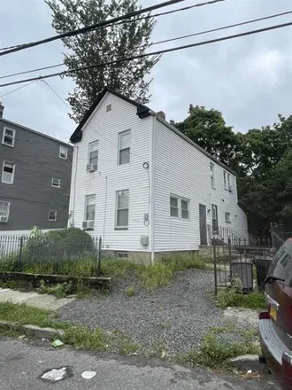 Buy this 4 bed house on Beulah Baptist Church in South 12th Street, Newark