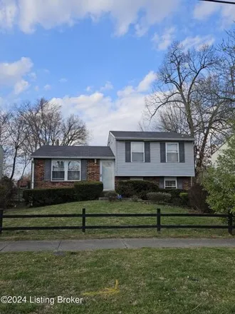 Buy this 3 bed house on 4607 Arroyo Trail in Louisville, KY 40229
