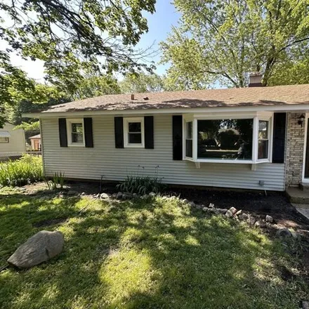 Buy this 3 bed house on 4906 State Street in Crystal Lake, IL 60014