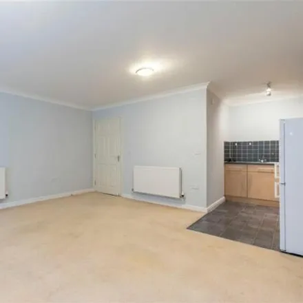 Image 2 - Annecy Court, Dowty Road, Cheltenham, GL51 7NZ, United Kingdom - Apartment for sale