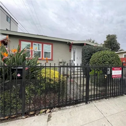Buy this 1 bed house on 1516 West 30th Street in Los Angeles, CA 90007