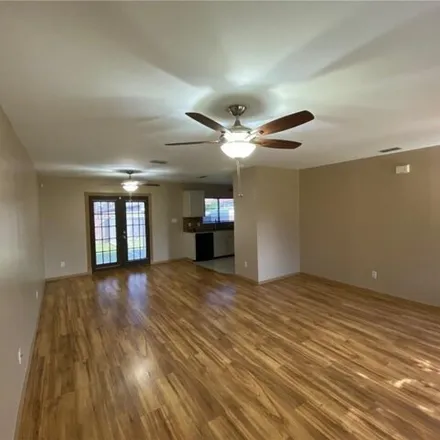 Image 3 - 2910 Providence Avenue, McAllen, TX 78504, USA - House for rent