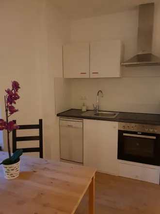 Rent this 2 bed apartment on Niederichstraße 13 in 50668 Cologne, Germany