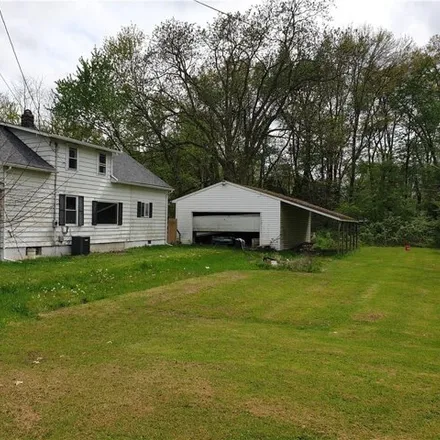 Buy this 4 bed house on 4815 Fairport Road in Newton Township, Trumbull County