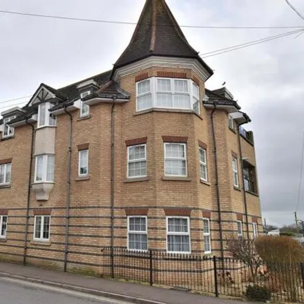 Buy this 2 bed apartment on New Milton Chiropractic in Whitefield Road, New Milton