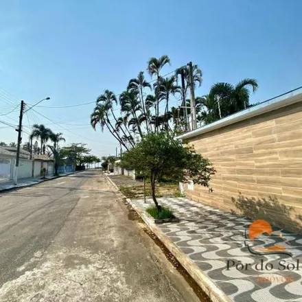 Buy this 4 bed house on Rua Zequinha de Abreu in Flórida, Praia Grande - SP