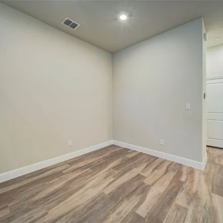 Rent this 3 bed apartment on Sunset Boulevard in Dallas, TX 75088