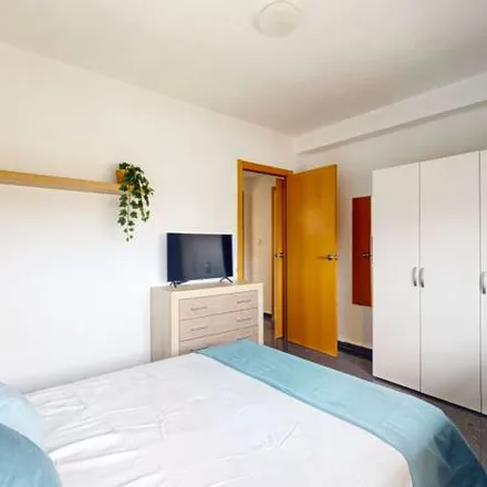 Image 2 - Avinguda del Port, 46023 Valencia, Spain - Apartment for rent