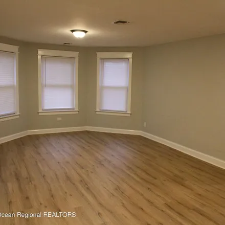 Rent this 3 bed apartment on unnamed road in Long Branch, NJ 07740