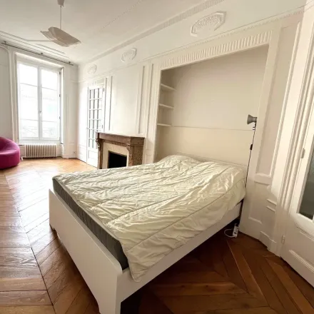 Image 4 - 7 Rue Gilibert, 69002 Lyon 2e Arrondissement, France - Apartment for rent