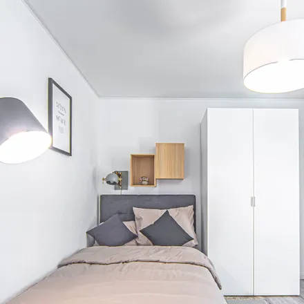 Image 4 - Corneliusstraße 100, 40215 Dusseldorf, Germany - Apartment for rent