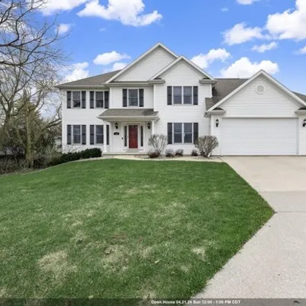 Buy this 4 bed house on 1617 Hickory Hollow Lane in Menasha, WI 54952