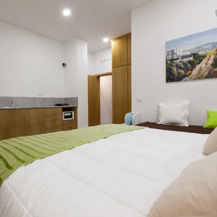 Rent this studio apartment on Moreira in Rua de Dom João IV, 4000-300 Porto