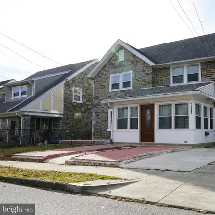 Image 2 - 7110 Pennsylvania Avenue, Highland Park, Upper Darby, PA 19082, USA - House for sale