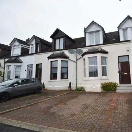 Buy this 3 bed townhouse on Lilybank Avenue in Muirhead, G69 9EW