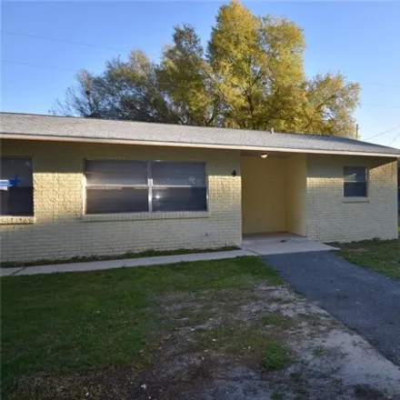 Rent this 2 bed house on unnamed road in Sumter County, FL 33538