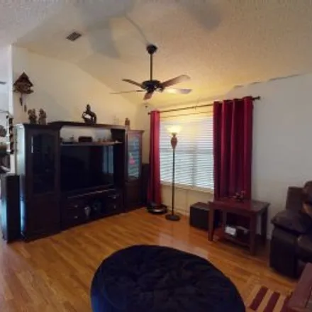 Buy this 3 bed apartment on 4814 Wills Court in Lake Bend Estates, Rowlett